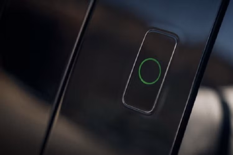 Được biết, thương hiệu xe sang Genesis sẽ bắt đầu giới thiệu công nghệ "kết nối khuôn mặt" (Face Connect) trên các mẫu xe của mình. Mẫu xe đầu tiên được ứng dụng công nghệ Face Connect trên Genesis GV60 2022.