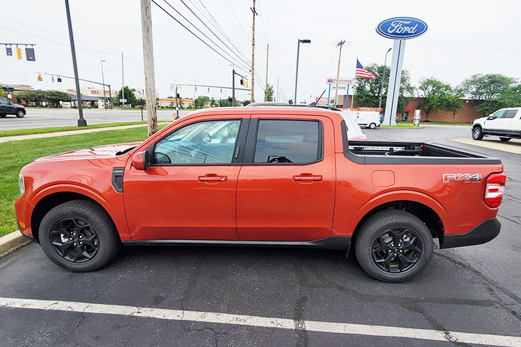 Chiem nguong Ford Maverick 2022 gia re “bang xuong, bang thit”-Hinh-2