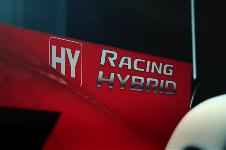 Nhiều quy định mới và việc tập trung giảm chi phí đã thúc đẩy những thay đổi này. Đối với vấn đề thời gian hoàn thành vòng đua chậm hơn, đại diện của TGZ nó rằng xe mới có khả năng gia tốc và tốc độ bẻ cua chậm hơn so với xe trước.