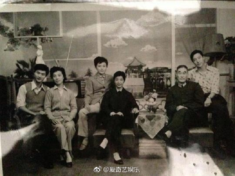 Ngam loat anh gia toc toan nguoi dep cua Pham Bang Bang-Hinh-4