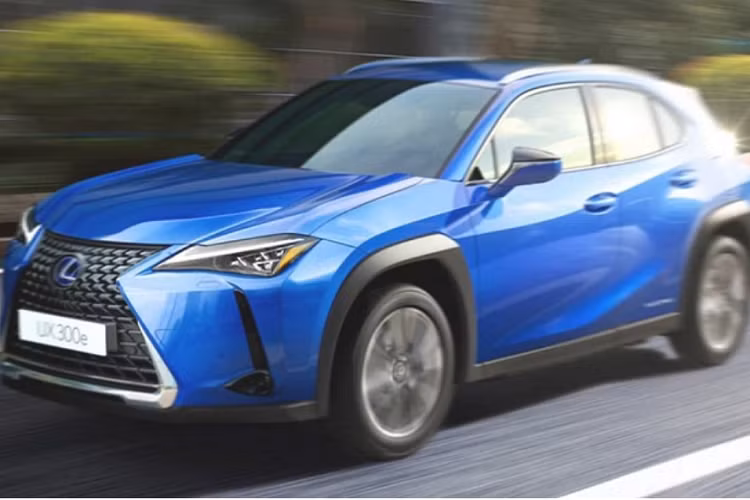 Khi cập bến thị trường Malaysia vào đầu năm sau, giá xe Lexus UX 300e được dự đoán sẽ dễ chịu hơn do chính phủ nước này đã thông qua đề xuất miễn hoàn toàn thuế đối với ôtô điện nhập khẩu nguyên chiếc kể từ ngày 1 tháng 1/2022.