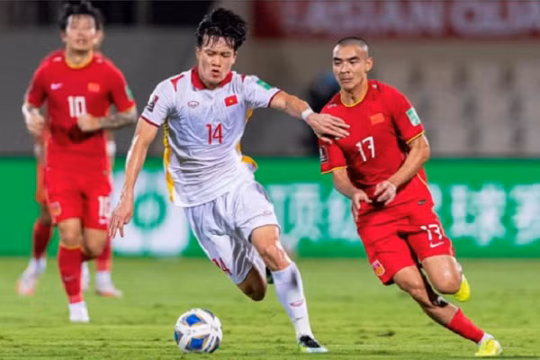 Hồ Tấn Tài, tác giả bàn thắng đẹp mắt vào lưới ĐT Trung Quốc tự hào khi được sát cánh cùng các đồng đội ở ĐT Việt Nam. 