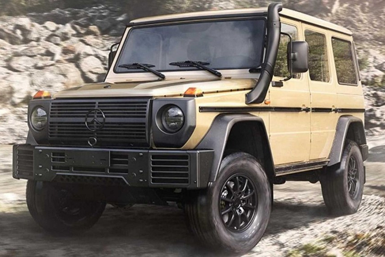 Dự kiến, Mercedes-Benz G-Class bản quân sự mới sẽ bắt đầu được sản xuất tại châu Âu vào giữa năm sau. Trong khi đó, Mercedes-Benz G-Class W461 cũ sẽ tiếp tục được sản xuất đến nửa đầu năm 2022. Một nguồn tin nội bộ tiết lộ rằng Mercedes-Benz G-Class W464 phiên bản dân sự sẽ được tung ra thị trường châu Âu với động cơ diesel 6 xi-lanh thẳng hàng, dung tích 2.9L giống G400d. Động cơ này hiện tạo ra công suất tối đa 326 mã lực và mô-men xoắn cực đại 700 Nm.