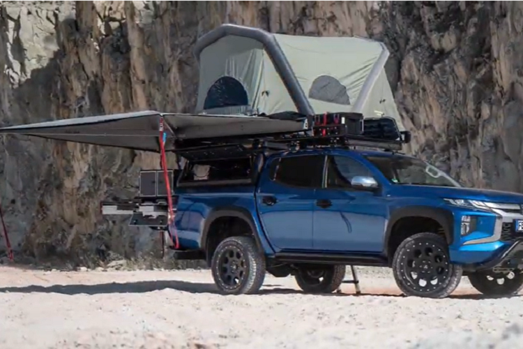 Điểm đáng tiếc duy nhất là lều cắm trại bơm Mitsubishi này hiện chỉ có bán ở thị trường Đức.