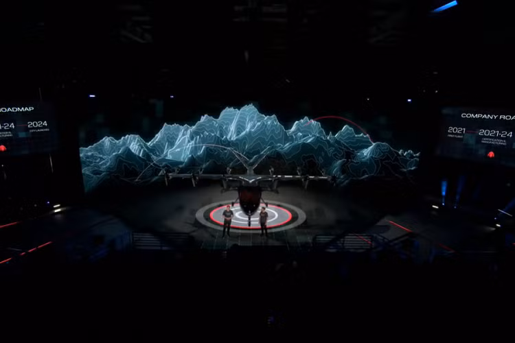 Công ty gốc California cũng có kế hoạch xây dựng một mạng lưới hoàn chỉnh với các điểm cất cánh và hạ cánh cho những chiếc eVTOL. Tuy nhiên, họ sẽ không thực sự tạo ra các điểm mới vì thực sự không có nhiều không gian thừa trong các siêu đô thị. Thay vào đó, Archer sẽ sử dụng nóc nhà của các garage đỗ xe.