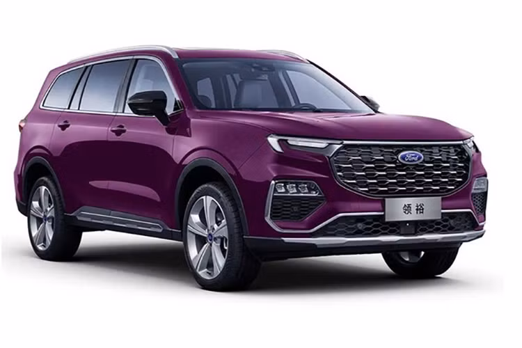 So với Equator Sport 2022, Equator sở hữu động cơ xăng 4 xi-lanh, tăng áp, dung tích 2.0L với công suất tối đa 224 mã lực và mô-men xoắn cực đại 360 Nm. Động cơ này kết hợp cùng hộp số tự động ly hợp kép 7 cấp. Dự kiến, mẫu SUV mới của Ford sẽ được bán ra thị trường Trung Quốc vào đầu năm sau. Giá xe Ford Equator Sport 2022 hiện vẫn còn là bí mật. Trong khi đó, Ford Equator có giá dao động từ 169.800 - 221.800 Nhân dân tệ (khoảng 594 - 776 triệu đồng).