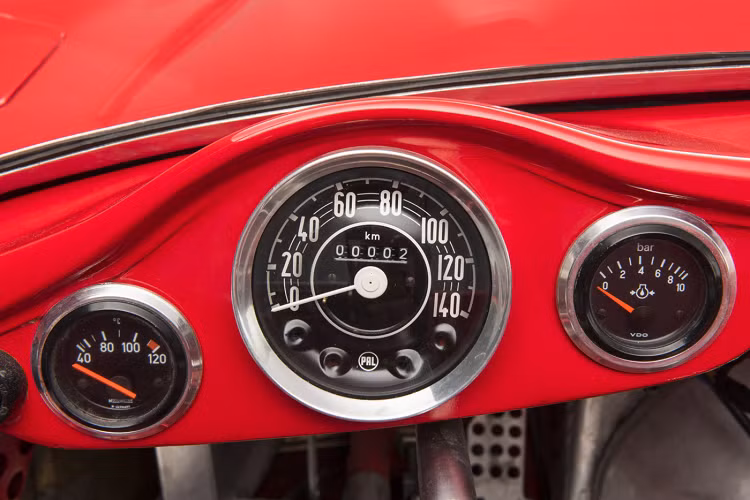 Qúa trình phát triển của chiếc xe đua hai chỗ ngồi bắt đầu vào mùa xuân năm 1956 với một mục tiêu rõ ràng về việc tiếp nối thành công bước đầu mà Skoda Sport từng đạt được tại giải đua Le Mans năm 1950. Chiếc xe được chế tạo dựa trên phần khung xe được làm bằng các ống thép thành mỏng được hàn lại với nhau.