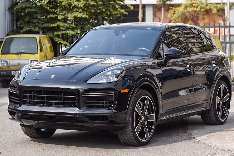 SUV hang sang Porsche Cayenne Turbo 2020 hon 10 ty tai Viet Nam