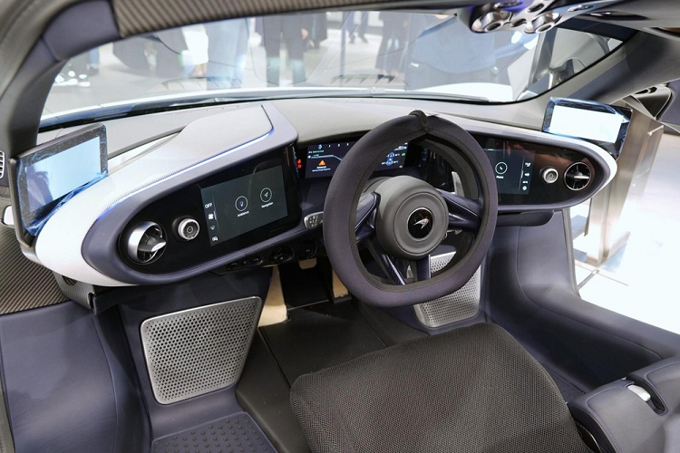 Mức giá xe McLaren Speedtail XP tại Hồng Kông là 81 tỷ đồng, đã bao gồm thuế lăn bánh của xe.