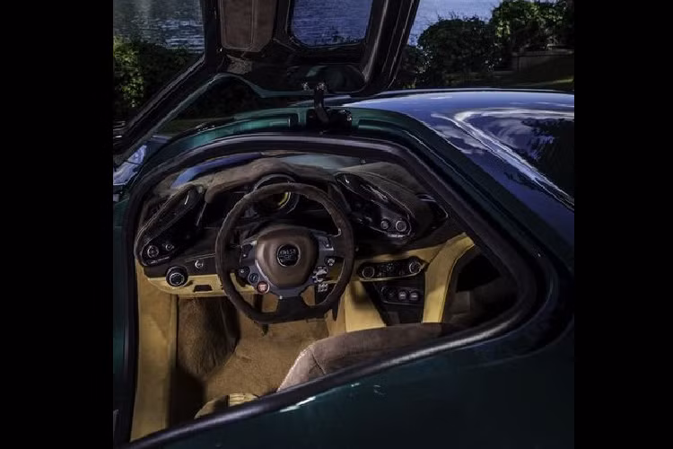 Mặc dù, phía nhà sản xuất không hề tiết lộ về nguồn cảm hứng chế tác ra siêu xe này nhưng có lẽ, chỉ cần nhìn vào hình ảnh của xe thì người xem cũng sẽ tự nhận ra điểm tương đồng. Nó tương tự như mẫu Aero 3 dựa trên mẫu Ferrari F12 Berlinetta còn Disco Volante Coupe dựa trên mẫu Alfa Romeo 8C .