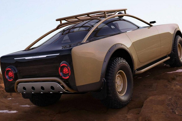 Mercedes Project Maybach địa hình có chiều dài gần 6 mét, với nắp capô lớn, đường viền nóc xe kiểu coupe, 2 cửa, và một tinh thần phiêu lưu. Các trang bị như tấm bảo vệ sàn phía trước và phía sau, lốp xe địa hình, tấm chắn bùn bắt bu lông, và cấu trúc kim loại bảo vệ phía trên cửa kính giúp thể hiện tính chất địa hình của chiếc xe.