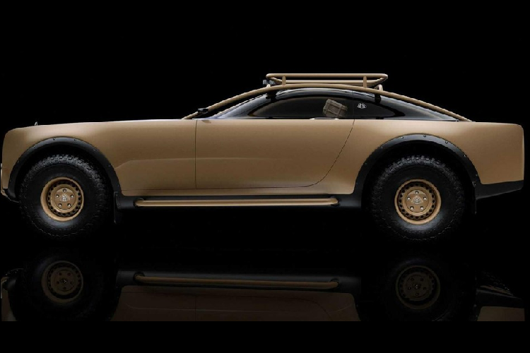 Ở phía trước, các chi tiết dải đèn LED nằm ngang, lưới tản nhiệt phát sáng, và đèn pha LED hình tròn làm gợi nhớ đến hình bóng của một chiếc Rolls-Royce. Một bộ pin mặt trời đặt dưới nắp capô trong suốt của mẫu xe concept sẽ góp phần tạo ra phạm vi hoạt động bằng điện dài hơn, tận dụng không gian có sẵn. Ở phía sau, nó có các cụm đèn hậu tròn tích hợp logo Maybach phát sáng.