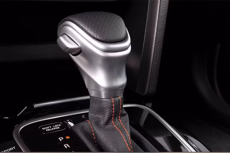 Động cơ của Kia Ceed 2022 tại thị trường châu Âu vẫn giống như phiên bản cũ. Trong đó, Kia ProCeed GT 2022 sử dụng động cơ xăng 4 xi-lanh, tăng áp, dung tích 1.6L với công suất tối đa 204 mã lực và mô-men xoắn cực đại 265 Nm.