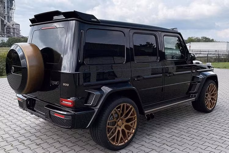 Ở thời điểm hiện tại, không rõ giá xe Brabus 800 Widestar Gold Edition tại Việt Nam là bao nhiêu. Tuy nhiên, theo dự đoán để sở hữu 1/5 bản độ đặc biệt này, các đại gia trong nước sẽ phải chi ra số tiền không dưới 18 tỷ đồng.
