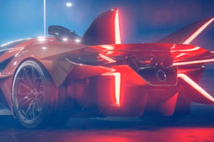 Apollo sở hữu thiết kế mang đậm tính khí động học và được chắp bút bởi đội ngũ kỹ sư thiết kế dày dặn kinh nghiệm từ Apollo. Thiết kế của họ vừa đảm bảo yếu tố thẩm mỹ, tính khí động học và trên hết là nhằm đem lại trải nghiệm đỉnh cao cho người lái. Xe được khoác lên mình lớp vỏ liền khối bằng carbon tiên tiến cùng gói trang bị xử lý do các kỹ sư ôtô có tay nghề cao trên thế giới phát triển.