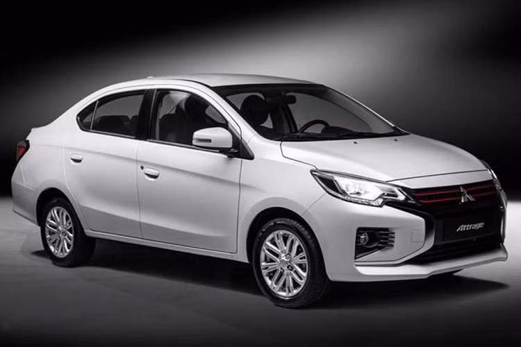  4. Mitsubishi Attrage: 357 triệu đồng. Là mẫu sedan cỡ nhỏ cùng phân khúc Sedan hạng B với Toyota Vios, Mazda2, Honda City,...