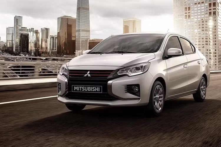 Mitsubishi Attrage sở hữu cho mình thiết kế đầu xe siêu đẹp lấy ý tưởng từ mẫu xe 7 chỗ đang hot là Mitsubishi Xpander.