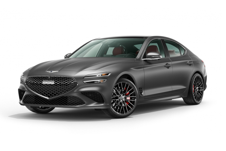 Ở bản nâng cấp facelift Genesis G70 2022 mới, thương hiệu xe sang Hàn Quốc tiếp tục nuôi tham vọng tăng sức cạnh tranh với các đối thủ đến từ Đức và Nhật trong phân khúc sedan hạng sang cỡ nhỏ như BMW 3 Series, Mercedes-Benz C-Class hay Lexus IS.