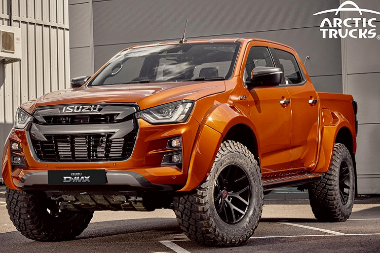 Thương hiệu Isuzu và Arctic Trucks đã hợp tác để phát triển và tung ra thị trường một sản phẩm xe bán tải off-road hoàn toàn mới. Cụ thể, mẫu bán tải Isuzu D-Max AT35 2022 mới đã chính thức ra mắt tại sự kiện xe thương mại 2021 đang diễn ra tại Birmingham, Anh Quốc.