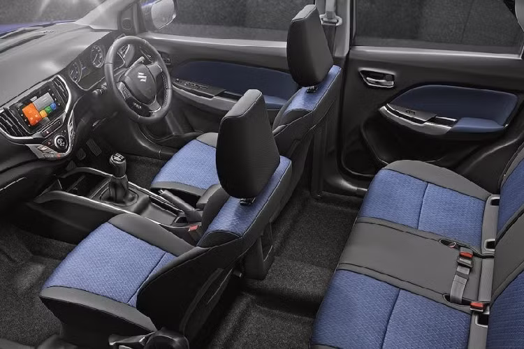 Chiec xe Suzuki nay dang “chay hang”, cu 2 phut lai co khach mua-Hinh-2