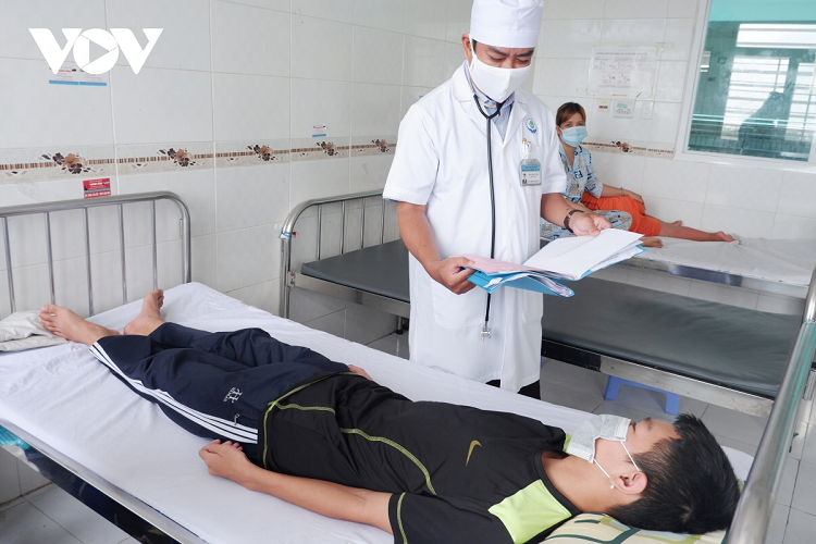 Mua mua den, canh bao benh sot xuat huyet