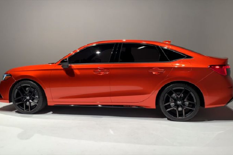 Phiên bản Honda Civic Sport Touring không được đề cập, vì đây vốn là lựa chọn hàng đầu của Civic Hatchback (tất nhiên không tính mẫu Type R).