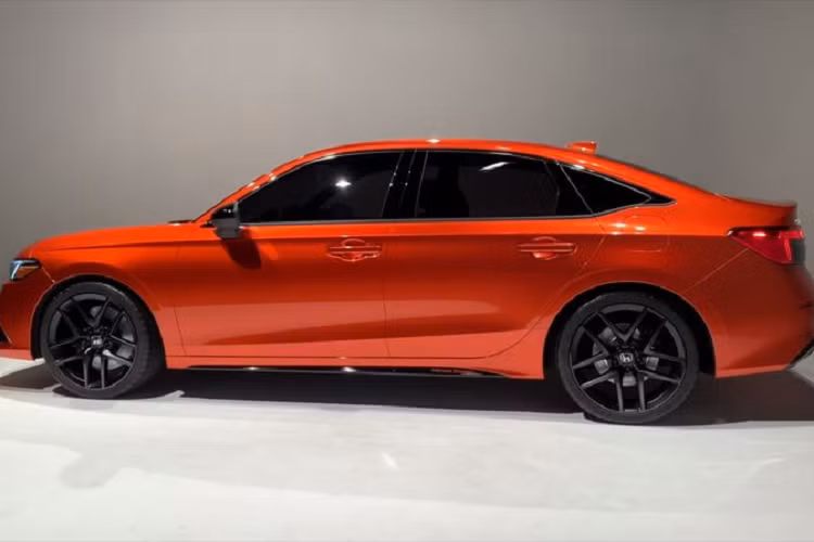 Phiên bản Honda Civic Sport Touring không được đề cập, vì đây vốn là lựa chọn hàng đầu của Civic Hatchback (tất nhiên không tính mẫu Type R).