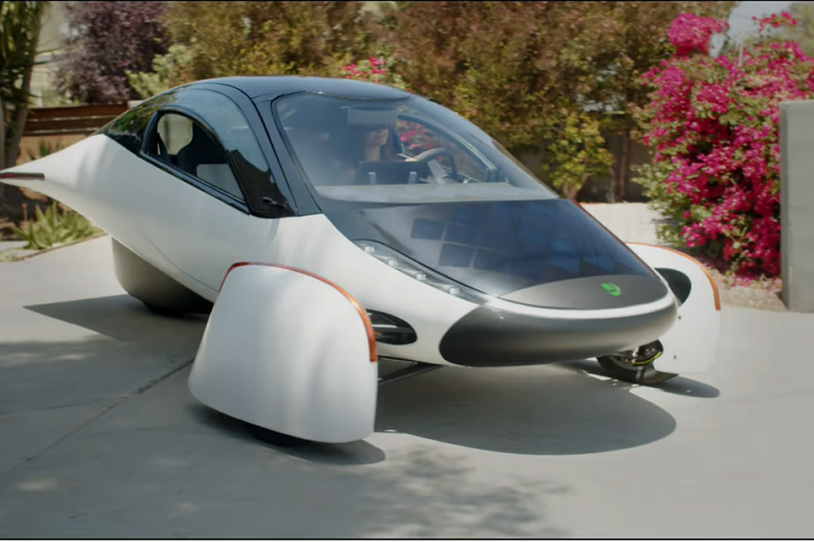 Nó thực sự trông giống như một chiếc tàu con thoi chuẩn bị cất cánh vào không gian, nhưng theo công ty khởi nghiệp, hình dạng và thiết kế khác thường này không chỉ để thu hút sự chú ý, chúng thực sự đóng một vai trò trong việc tối đa hóa hiệu quả khí động học.