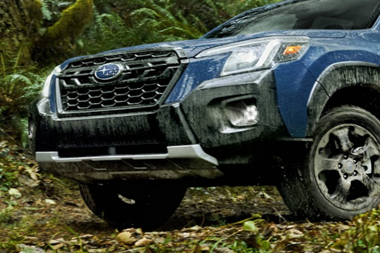 Ngoài ra, Subaru Forester hybrid 2023 mới có thể sẽ nhận được hệ dẫn động 4 bánh toàn thời gian, bộ pin lớn hơn và hiệu suất vận hành mạnh mẽ, ưu việt hơn. Hệ thống hybrid mới đồng thời giúp giảm lượng khí thải và tối ưu khả năng tiết kiệm nhiên liệu đáng kể so với phiên bản hiện tại.