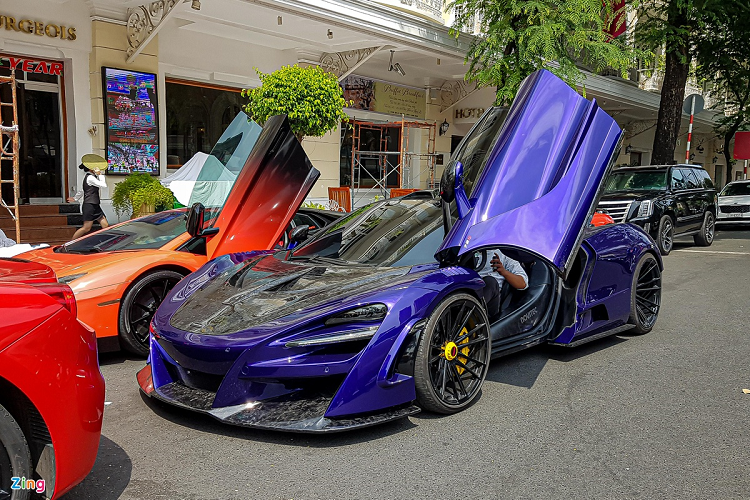  Siêu xe McLaren 720S N-Largo duy nhất tại Việt Nam sử dụng bộ bodykit của Novitec. Đặc biệt hơn nữa, chỉ có 15 bộ bodykit được Novitec chế tạo trên toàn thế giới. 