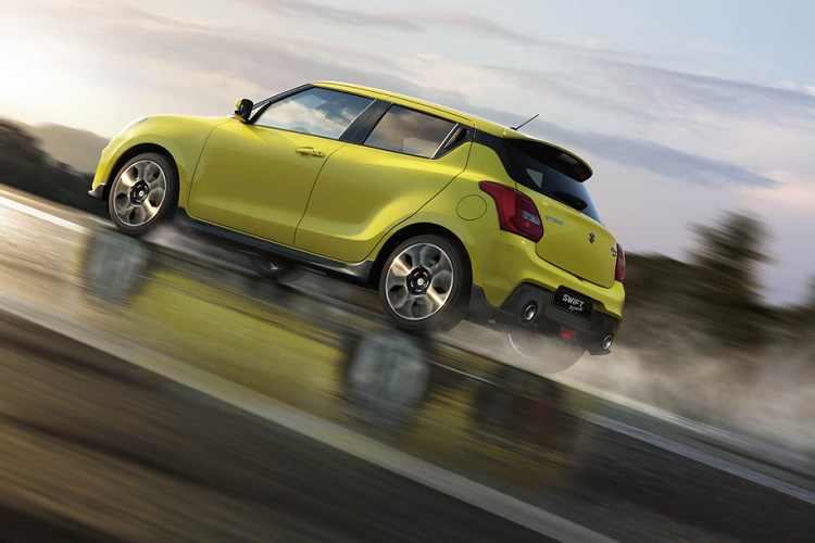 Tại Nhật Bản, Swift Sport được trang bị hộp số sàn 6 cấp hoặc tự động 6 cấp (tích hợp lẫy chuyển số sau vô lăng nhưng không có chức năng tiptronic), hệ dẫn động cầu trước. Khả năng tăng tốc 0-100 km/h của mẫu hatchback hạng B trong vòng 8 giây, tốc độ tối đa 205 km/h.