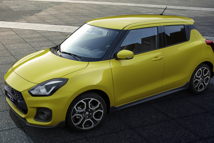 So với thế hệ dùng động cơ M16A 1.6L trước đây (134 mã lực), Suzuki Swift Sport mới có mức công suất lớn hơn không nhiều nhưng mô-men xoắn cao hơn đáng kể, khoảng 70 Nm.