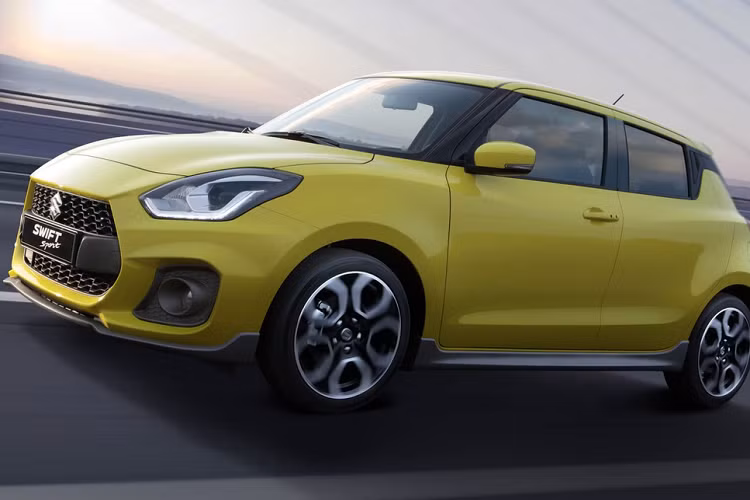 Các đại lý Suzuki đã bắt đầu nhận đặt cọc mẫu xe này. Giá xe Suzuki Swift Sport mới dự kiến vào khoảng 145.000 RM (35.000 USD - khoảng 811 triêu đồng). Giá bán này đắt hơn gần 50% so với thế hệ cũ. Suzuki Swift thế hệ thứ 2 ra mắt vào năm 2013, có giá tại Malaysia dao động từ 97.888 RM đến 102.888 RM (23.630-24.837 USD khoảng 546 đến 575 triệu đồng).