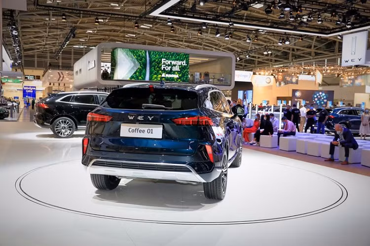 Những chuyến giao hàng đầu tiên của SUV thương hiệu Wey Trung Quốc dự kiến sẽ diễn ra vào nửa đầu năm 2022. Mức giá xe Wey Coffee 01 2022 vẫn là một ẩn số.