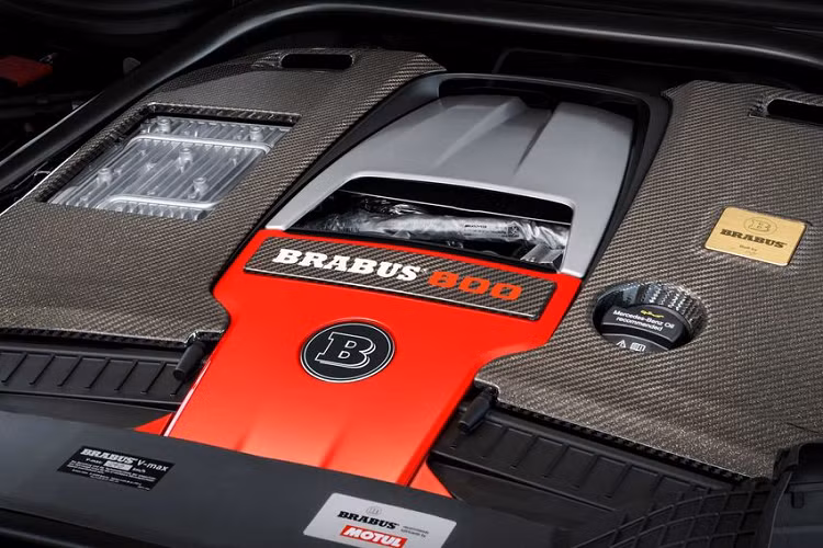 Đây được xem như sản phẩm dành cho các đại gia vốn ưa thích vẻ ngoài hầm hố cùng sức mạnh vượt địa hình trứ danh của dòng xe SUV địa hình Mercedes-AMG G63 nhưng lại không muốn đụng hàng hay nói đúng hơn là tạo sự khác biệt.