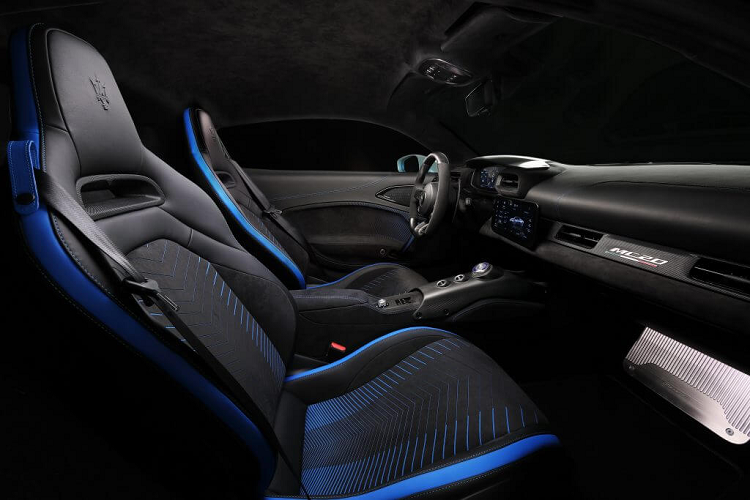 Chỉ biết rằng, giá xe Maserati MC20 đang bán ra tại Thái Lan hơn 16 tỷ đồng. Tại thị trường Anh quốc, Maserati MC20 có giá khởi điểm khoảng 6 tỷ đồng. 