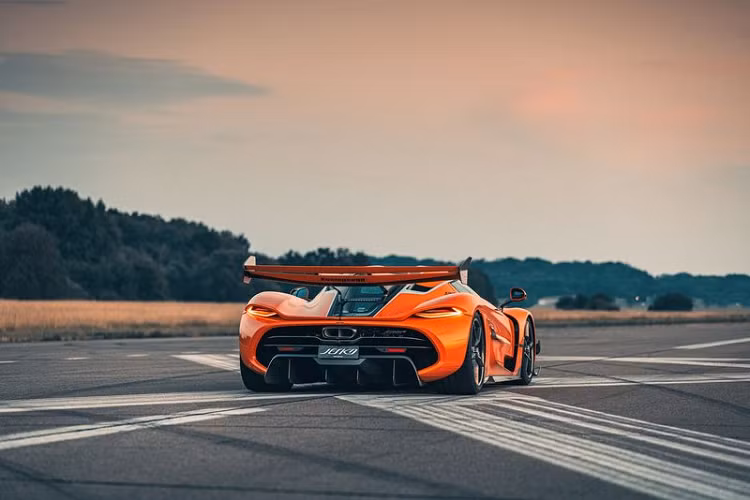Những chiếc siêu xe Koenigsegg Jesko sẽ được lắp ráp tại nhà máy Ängelholm, Thụy Điển, dự kiến bắt đầu giao xe cho khách hàng vào Quý I năm 2022.