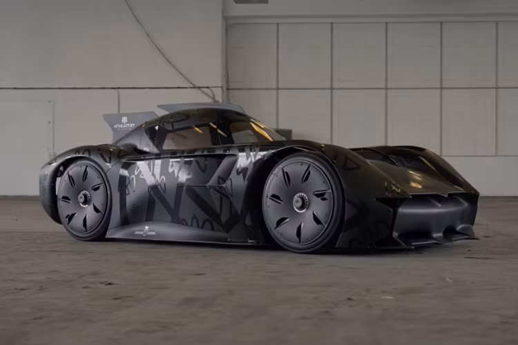 Nhìn chung, mẫu xe điện chỉ chạy đường đua với dáng vẻ trông như Batmobile thu nhỏ này cho thấy một tiềm năng rất lớn, nhưng khó ai có thể dám chắc là nó có làm được đúng như những gì đã hứa hẹn hay không.