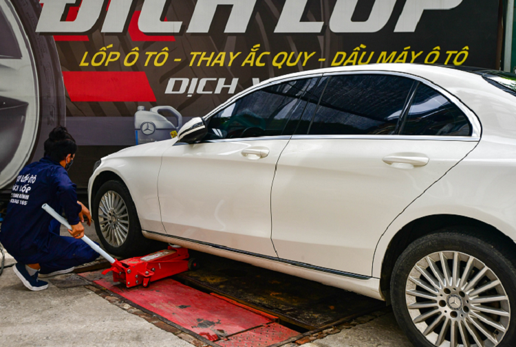 Xe oto lau ngay khong su dung can cham soc, bao duong gi?-Hinh-4