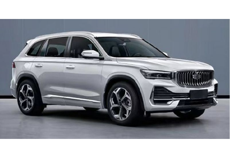 Geely đã sớm có một chiếc crossover ba hàng ghế trong dòng sản phẩm của mình, đó là Haoyue / Okavango dựa xây dựng trên chiếc xe MPV Jiaji, xe có giá thành rẻ phù hợp với các thị trường đang phát triển ở các khu vực như Đông Nam Á. Tuy nhiên với Geely KX11 2021 mới lại hoàn toàn khác biệt.