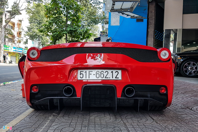 Ferrari 458 Speciale xứng đáng có mặt trong các bộ sưu tập siêu xe, vì đây là dòng sản phẩm cuối cùng của Ferrari sử dụng động cơ V8 hút khí tự nhiên. Tại thời điểm ra mắt, giá xe Ferrari 458 Speciale có mức khoảng 298.000 USD. Hiện nay, một số đại lý siêu xe tại nước ngoài đang rao bán 458 Speciale với mức giá 320.000 USD trở lên, thậm chí lên đến 720.000 USD, tùy theo năm sản xuất, màu sắc và trang bị tùy chọn theo xe.