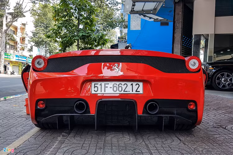 Ferrari 458 Speciale xứng đáng có mặt trong các bộ sưu tập siêu xe, vì đây là dòng sản phẩm cuối cùng của Ferrari sử dụng động cơ V8 hút khí tự nhiên. Tại thời điểm ra mắt, giá xe Ferrari 458 Speciale có mức khoảng 298.000 USD. Hiện nay, một số đại lý siêu xe tại nước ngoài đang rao bán 458 Speciale với mức giá 320.000 USD trở lên, thậm chí lên đến 720.000 USD, tùy theo năm sản xuất, màu sắc và trang bị tùy chọn theo xe.