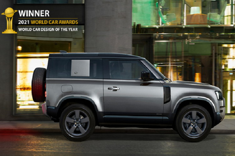 Đây là lần thứ 3 hãng xe Land Rover giành được giải thưởng này, trước đó là mẫu Range Rover Velar (năm 2018) và Range Rover Evoque (năm 2012) và mới là dòng Defender thế hệ mới.
