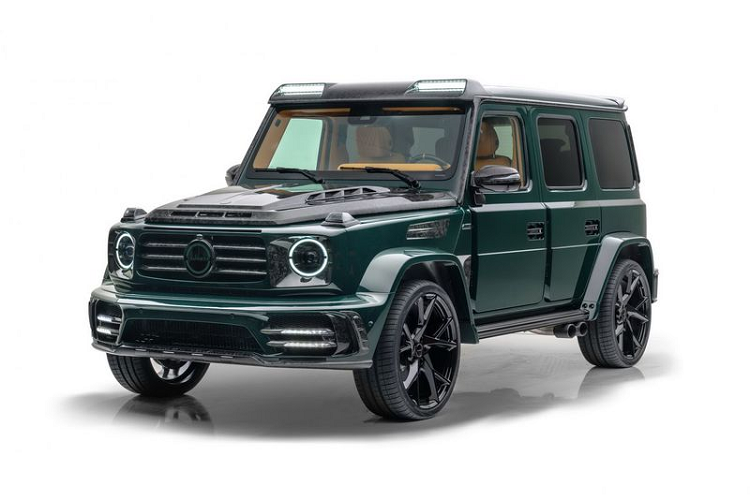 Giống như Gronos 2013, Gronos 2021 cũng được xây dựng dựa trên mẫu xe SUV Mercedes-AMG G63, nhưng là thế hệ mới. Khác với tiêu chuẩn, Mansory Gronos 2021 mạnh tới 838 mã lực và 1.000 Nm mô-men xoắn cực đại, tăng đáng kể từ những con số 577 mã lực và 850 Nm.