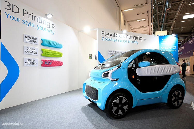 So với đối thủ như Citroen Ami vốn có giá 7.200 Euro (8.550 USD hay 194 triệu đồng) ở thị trường Ý, XEV YoYo đắt hơn đáng kể.