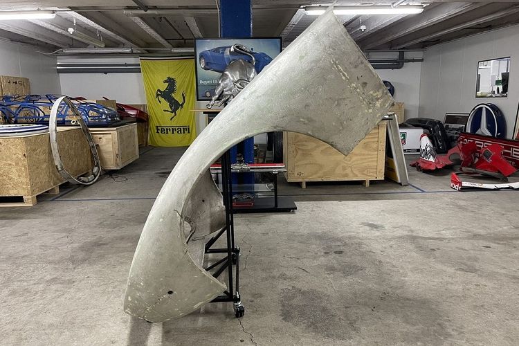 Ông Gandini cũng là một trong những nhà thiết kế xe hơi quan trọng nhất và có tầm ảnh hưởng nhất của thế kỷ 20. Sau Miura, ông còn là người thiết kế những mẫu xe ấn tượng khác như Lamborghini Countach, Lancia Stratos, Alfa Romeo Montreal, De Tomaso Pantera hay Cizeta-Moroder V16T.