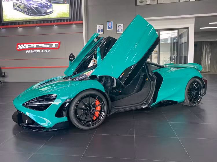 Sieu xe McLaren 765LT 