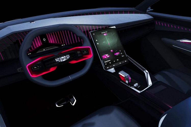 Bên cạnh các bức ảnh chứng thức do Geely cung cấp, video trên cho thấy mẫu concept này chỉ có thể là xe điện thuần túy. Nguyên nhân là ngoài số lượng đèn chiếu sáng vô cùng tốn năng lượng, chiếc xe có lưới tản nhiệt phía trước khép kín và thiếu các ống xả như ở xe chạy xăng dầu truyền thống.