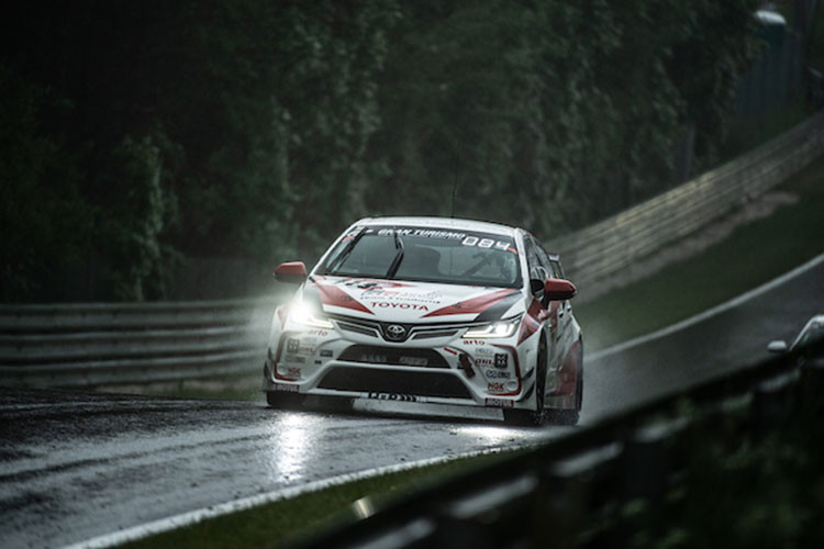 Trong mùa giải 2021 năm nay, các tay đua đã chịu thử thách khắc nghiệt đến từ điều kiện thời tiết có mưa và sương mù. Điều kiện thời tiết cực đoan đã khiến cuộc đua phải tạm ngưng suốt 14 tiếng ban đêm. Điều này dẫn đến tổng thời gian chạy của mùa giải năm nay là ngắn nhất trong lịch sử giải đấu.