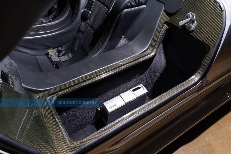 Cung cấp sức mạnh cho CLK GTR là khối động cơ hút khí tự nhiên V12 dung tích 6.9L của Mercedes-AMG, đây chính là nền tảng tạo ra động cơ của siêu phẩm Pagani Zonda.